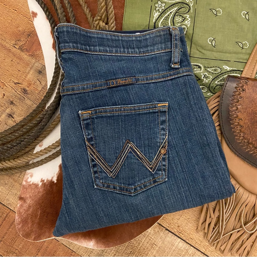 Wrangler Q-Baby Boot Cut Jeans Classic Style